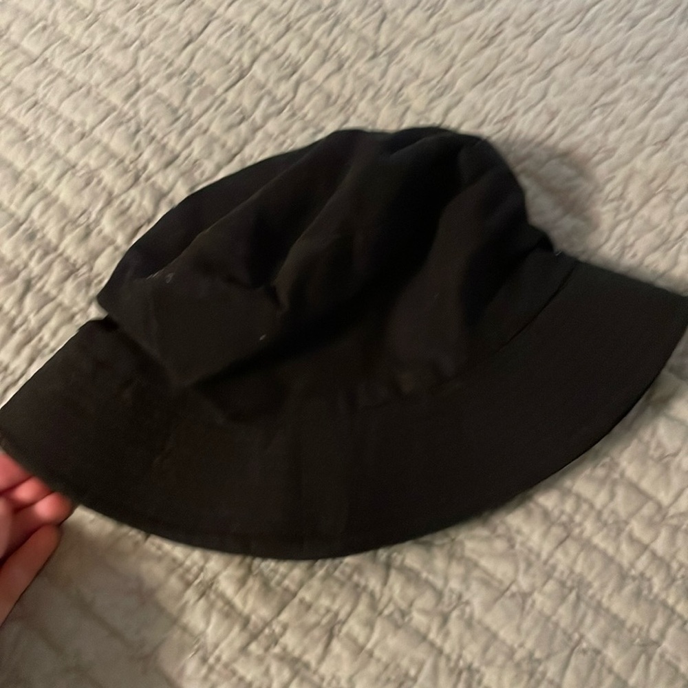 Kids black canvas hat